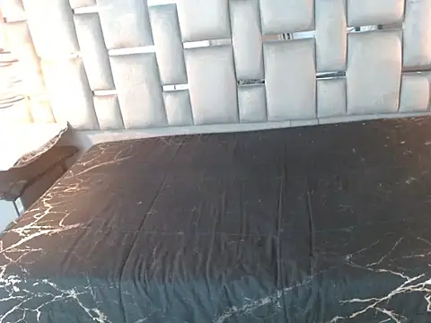 Snapshot of Memi_xxx chatting on November 8, 2:37 am Memi xxx online show from November 8, 2:37 am