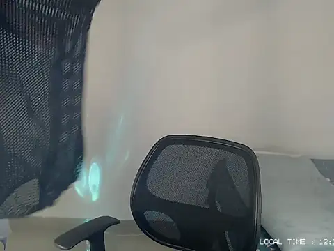 Sett 01 online show from November 8, 5:22 am