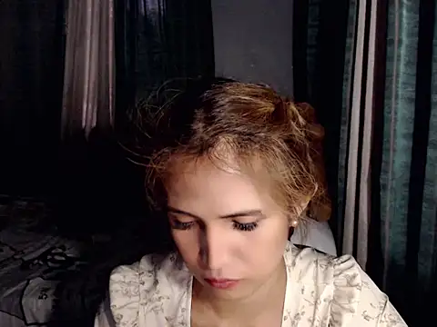 Snapshot of prettysam9 chatting on June 4, 9:14 am prettysam9 online show from June 4, 9:14 am