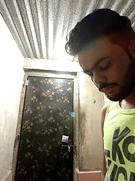 Snapshot of devil_boy_0909 chatting on October 28, 4:28 pm devil boy 0909 online show from October 28, 4:28 pm