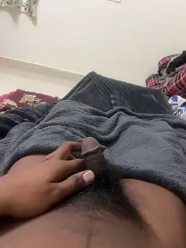 Nazeer8897 online show from November 6, 4:05 am