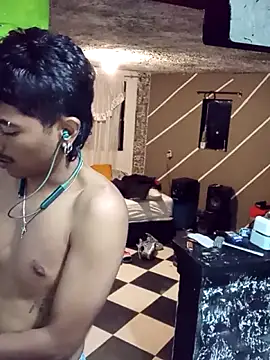 SkinniYamo online show from March 28, 3:51 am