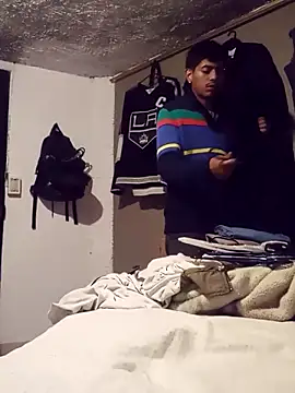 SkinniYamo online show from April 2, 3:57 am