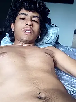 SkinniYamo online show from February 21, 4:42 pm