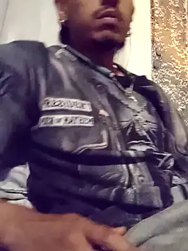 SkinniYamo online show from March 24, 5:07 am