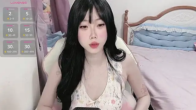 Vivian-88 online show from April 10, 4:08 am