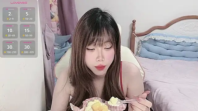 Vivian-88 online show from April 3, 4:19 am
