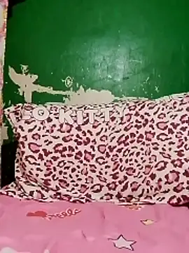 asiangirl 690826 online show from November 27, 4:18 pm