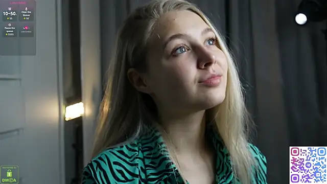 Snapshot of Hochu_Labubu chatting on November 2, 5:18 pm Hochu Labubu online show from November 2, 5:18 pm