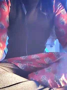 Hot-Rubyy online show from December 17, 9:14 am