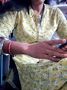 Hot-Rubyy online show from March 20, 10:38 am