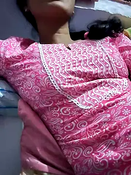 Hot-Rubyy online show from March 31, 6:21 pm