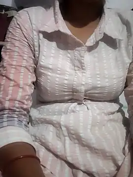 Hot-Rubyy online show from April 7, 6:32 pm