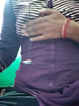 Hot-Rubyy online show from December 1, 9:21 am