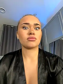 Snapshot of MilaRaven chatting on November 30, 6:58 am MilaRaven online show from November 30, 6:58 am