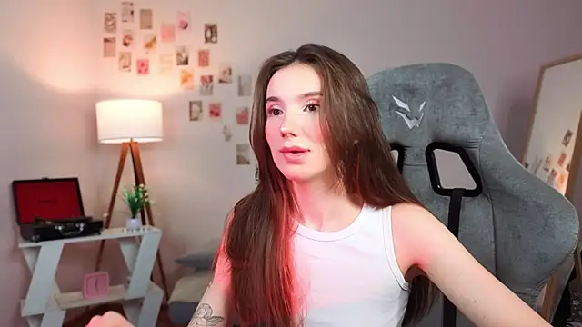 yourfrenchteacher online show from December 20, 4:26 am