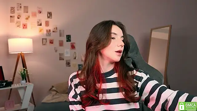 yourfrenchteacher online show from October 29, 4:33 am