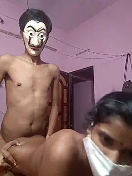 Snapshot of roshni-g chatting on November 7, 8:35 pm roshni-g online show from November 7, 8:35 pm