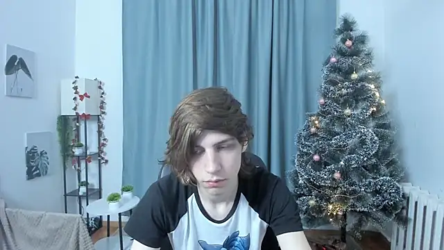 AvenGlow online show from December 19, 5:10 am