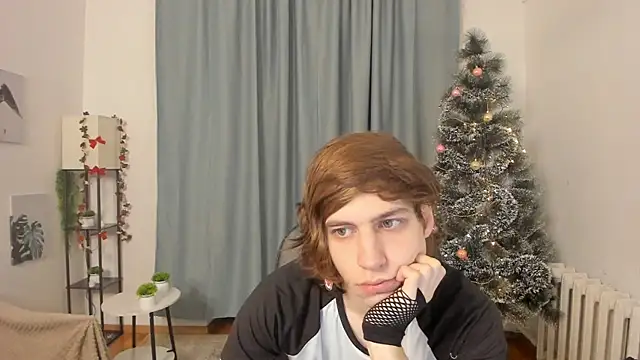 AvenGlow online show from December 20, 4:59 am