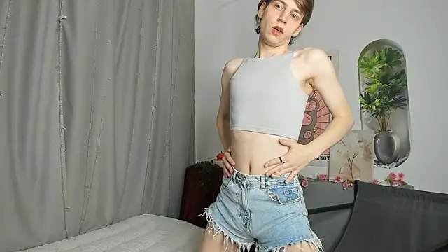 AvenGlow online show from March 20, 3:02 pm