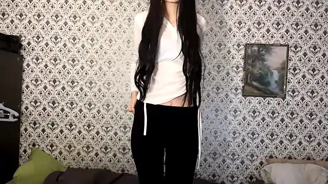 SofiaDreams09 online show from December 20, 2:42 pm