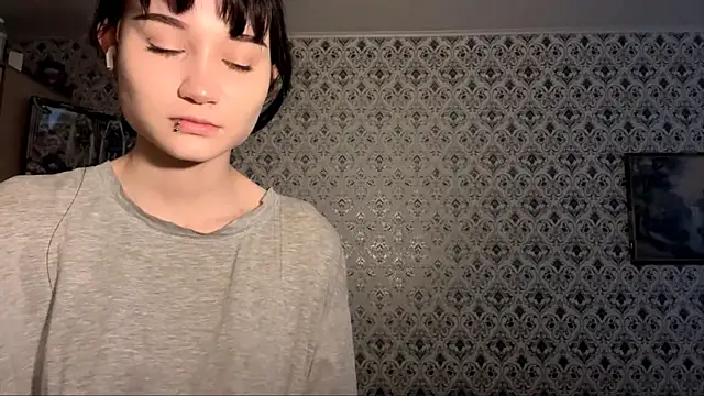 SofiaDreams09 online show from November 8, 6:06 am