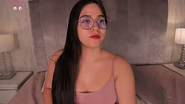 Melanie hillz online show from May 30, 12:06 am