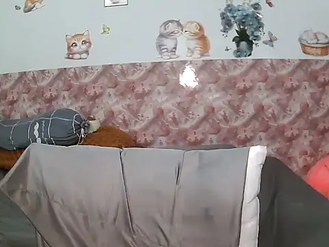 zubu 202 online show from December 14, 1:49 pm