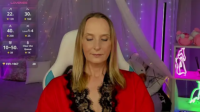ScarlettPalmer online show from May 22, 11:08 am