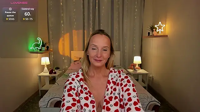 ScarlettPalmer online show from November 4, 10:30 am