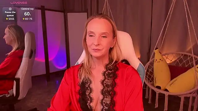 ScarlettPalmer online show from November 19, 10:15 am