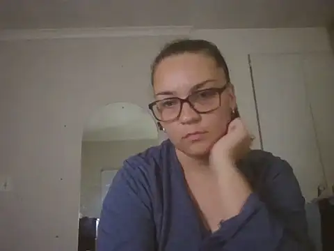 lilMissMarli online show from November 19, 9:04 pm