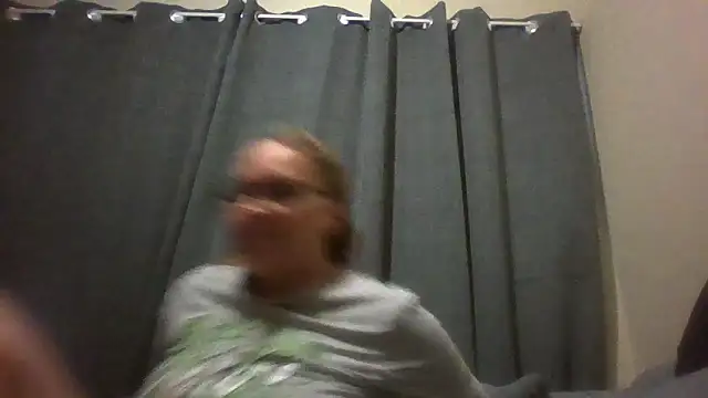 lilMissMarli online show from January 11, 4:19 am