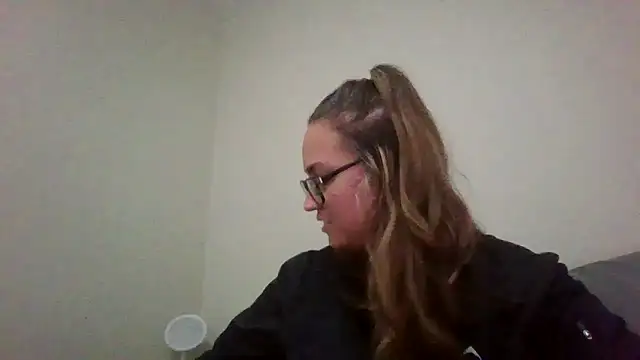 lilMissMarli online show from March 3, 7:48 am