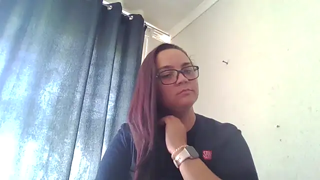 Snapshot of lilMissMarli chatting on April 8, 8:16 am lilMissMarli online show from April 8, 8:16 am