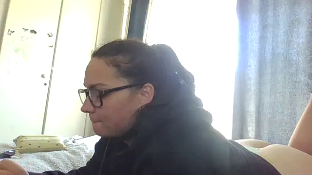 Snapshot of lilMissMarli chatting on March 11, 8:41 am lilMissMarli online show from March 11, 8:41 am