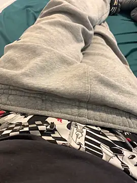 Snapshot of Hornymale247 chatting on November 6, 1:59 pm Hornymale247 online show from November 6, 1:59 pm