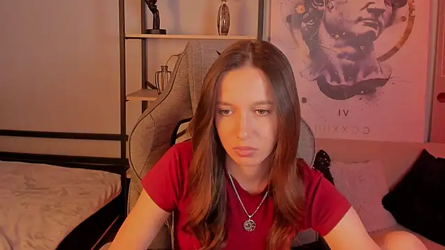 EmilyWade online show from November 11, 1:17 pm