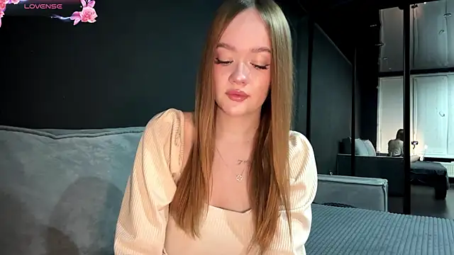 Snapshot of SecretGerl_baby2007 chatting on January 13, 3:05 pm SecretGerl baby2007 online show from January 13, 3:05 pm