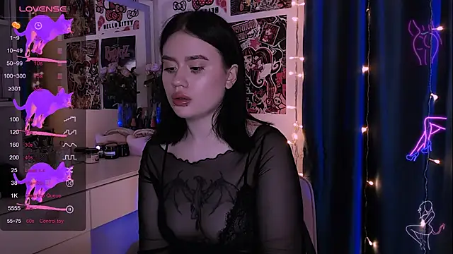 Snapshot of Meow_Marie chatting on October 27, 10:00 pm Meow Marie online show from October 27, 10:00 pm
