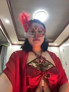 Qt889999 online show from November 6, 1:37 pm