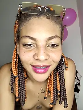 Snapshot of leona_sumiza chatting on November 15, 1:48 pm leona sumiza online show from November 15, 1:48 pm