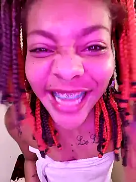 Snapshot of leona_sumiza chatting on November 4, 6:55 pm leona sumiza online show from November 4, 6:55 pm