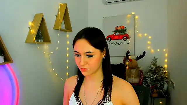 MakeYoueHappy online show from December 22, 6:52 pm