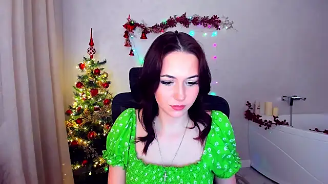 MakeYoueHappy online show from December 16, 11:58 am