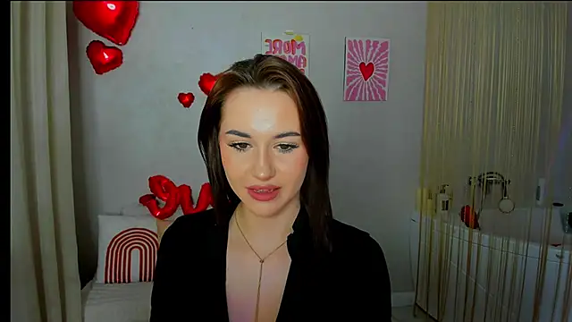 MakeYoueHappy online show from February 12, 11:32 am