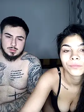 Snapshot of Swetdani chatting on February 16, 9:45 pm Swetdani online show from February 16, 9:45 pm