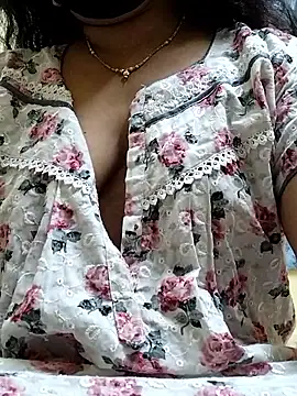 girl999 online show from January 10, 7:20 pm