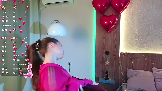 sweetie kathy  online show from February 22, 9:00 am